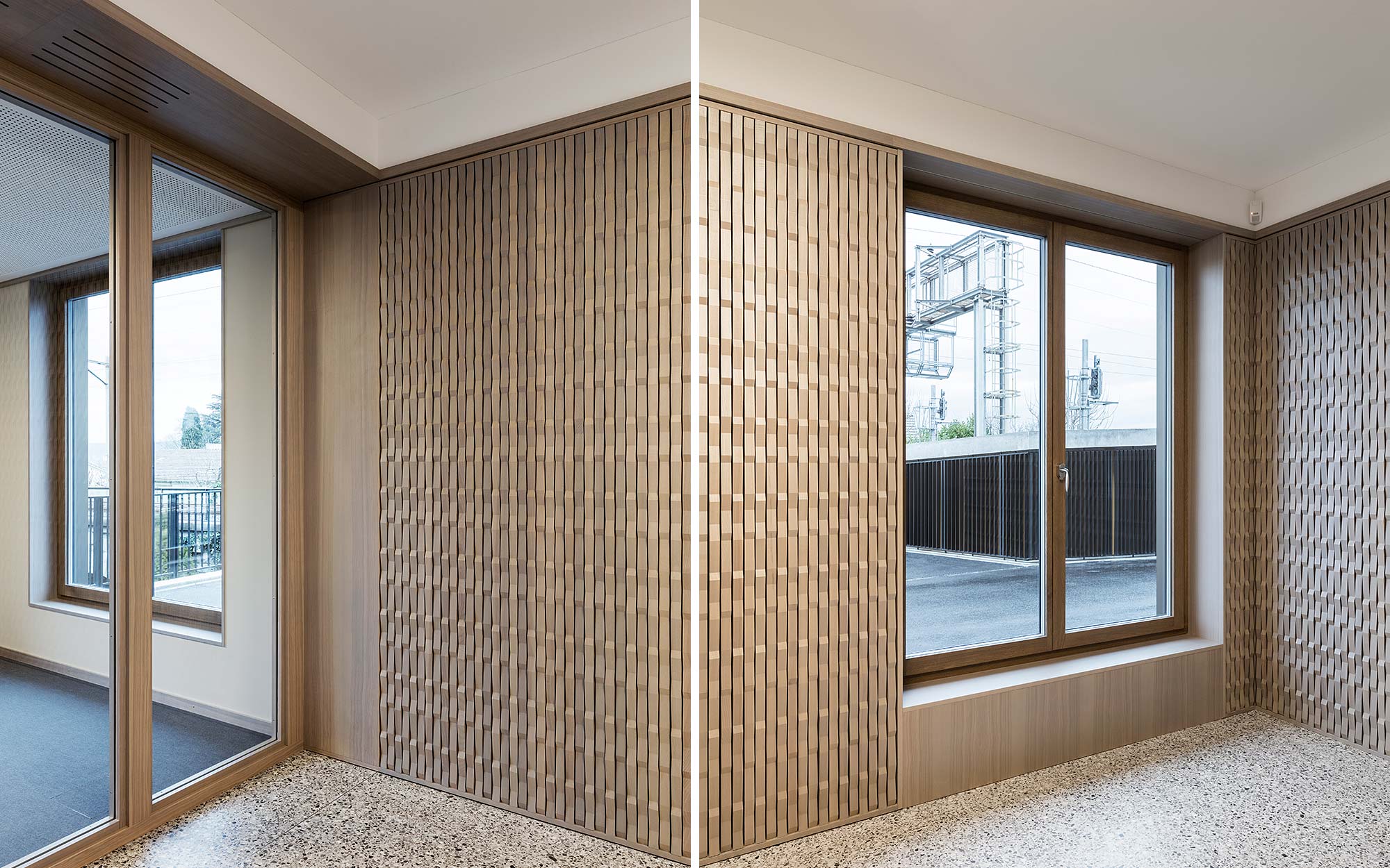 Beratungszimmer mit Wandstruktur aus Massivholz